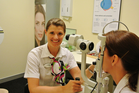 Specsavers Cannonvale - Gold Coast Optometrists 1