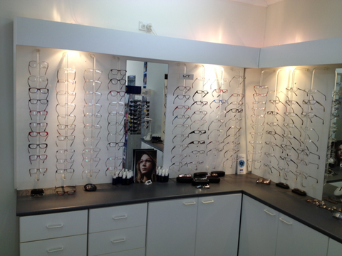 Ron McQuarrie Optometrist - Gold Coast Optometrists 2