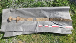 Ancient Viking sword discovered 'sticking up out of the ground' after 1,300 years Gold Coast Optometrists