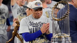 Dave Roberts calls criticism of Dodgers' spending 'lazy,' says rivals should 'look in the mirror' Gold Coast Optometrists