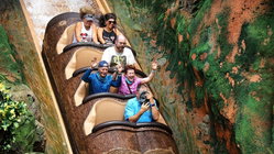 Disney scare unfolds after teen exits log ride moments before 50-foot plunge Gold Coast Optometrists