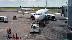 Military veteran's painful walk across airport tarmac sparks strangers to raise over $135K Gold Coast Optometrists