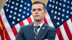 Outgoing House Democrat backs incumbent Republican lawmaker for re-election Gold Coast Optometrists